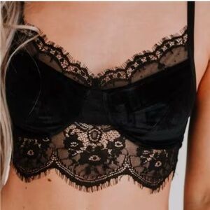 Black Lace Bralette with Scalloped Hem